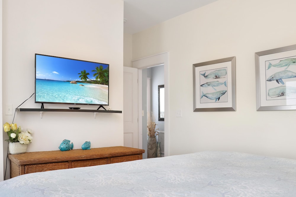 Barefoot Cottage B12 - Sea La Vie