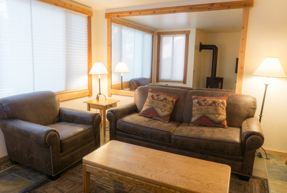 Lake Tahoe Vacations - 4025 Ski Trails - Property Image 14