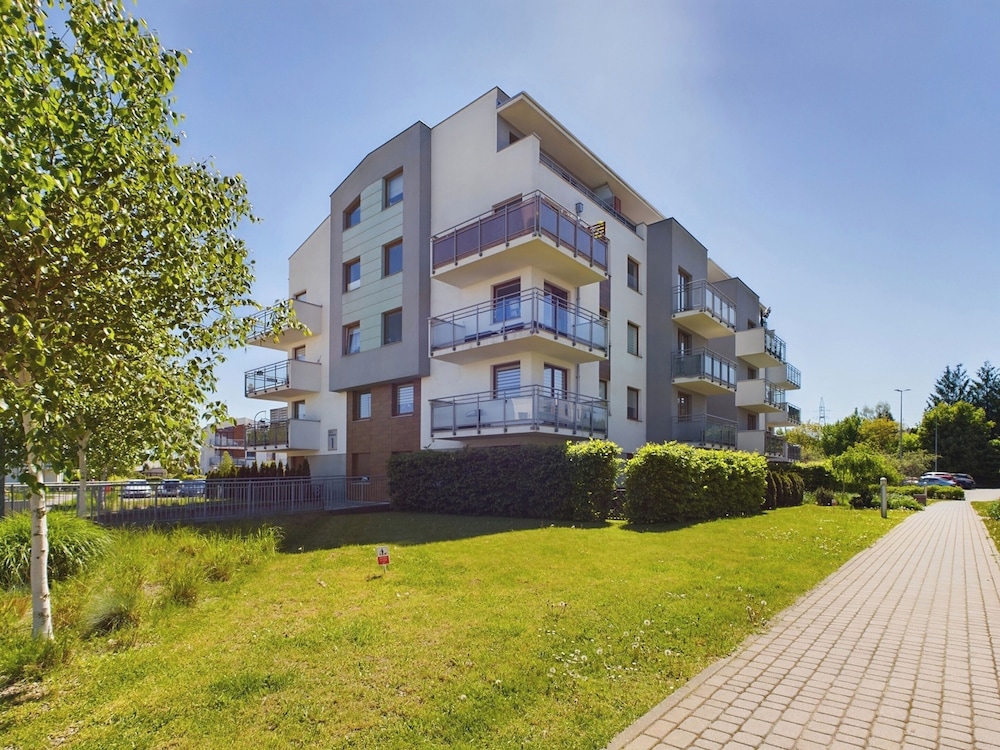 Apartment With Parking Gdynia by Renters view 3