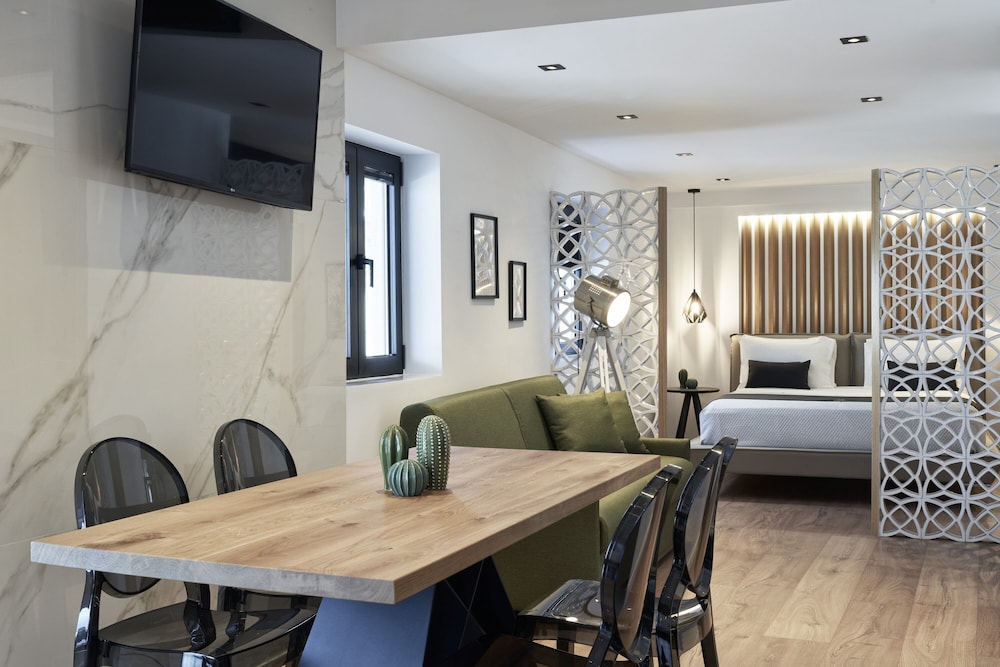 Kolonaki 8 - Design Suites & Lofts