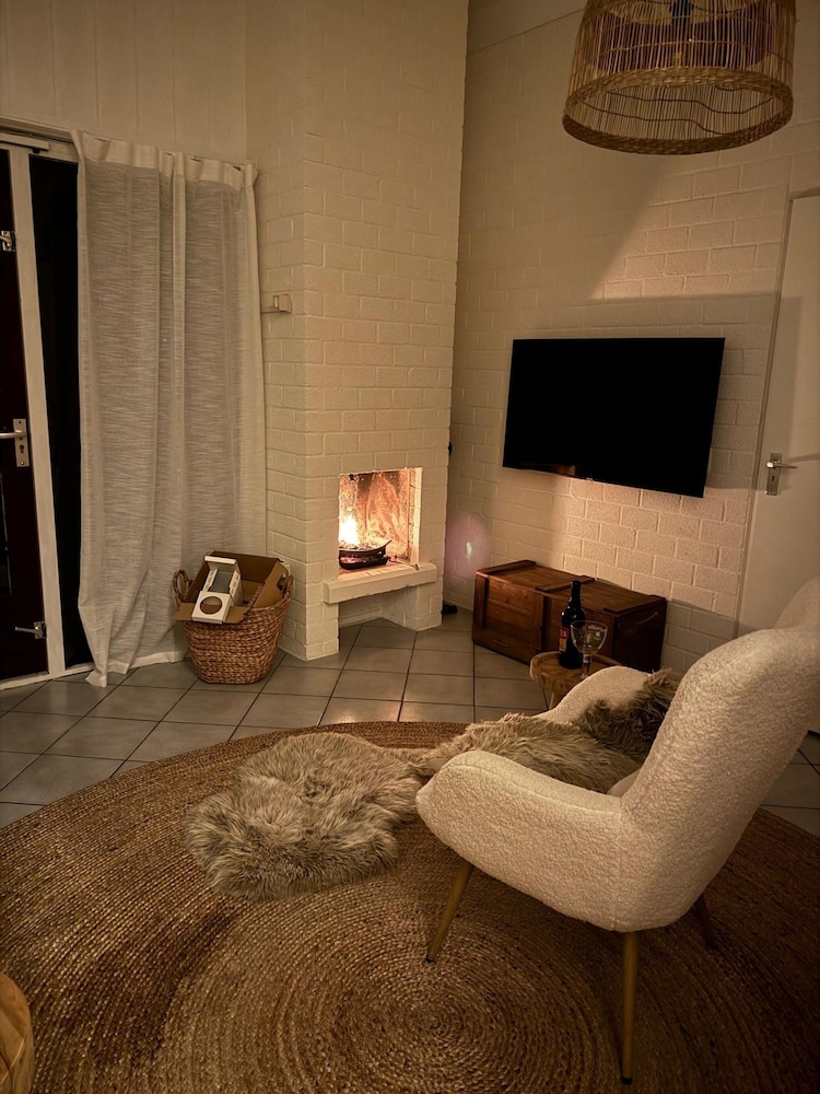 Holiday Home in Park De Watersnip Near Beach