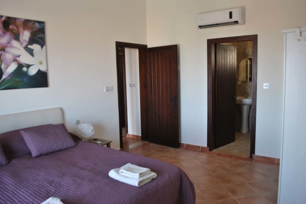 Villa La Casa by Amy Villas view 4