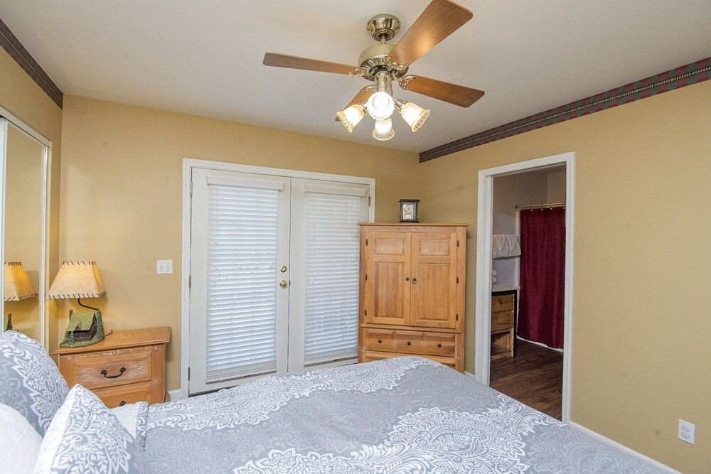 Our Tennessee Mountain Home - Great Location! Close To All The Action! 2 Bedroom Cabin by RedAwning view 2