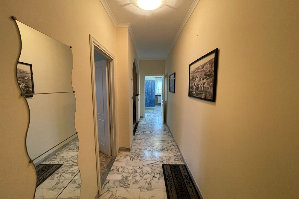 La Pietra sul Mare