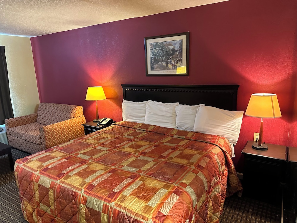 Royal Inn - Property Image 2