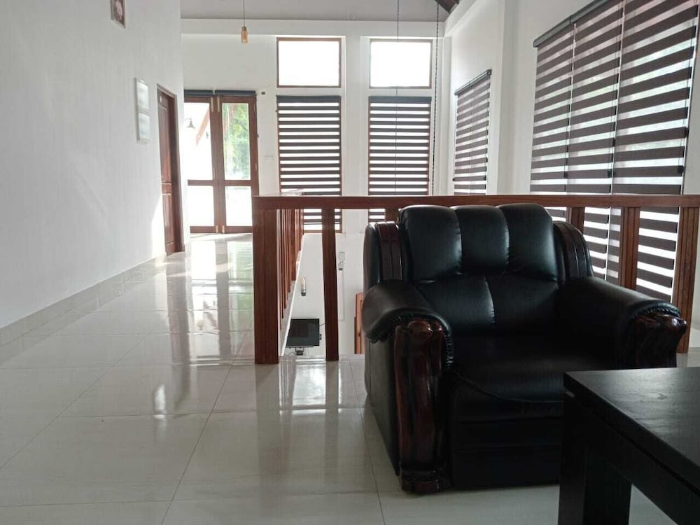 RAJABAWANA Holiday Resort