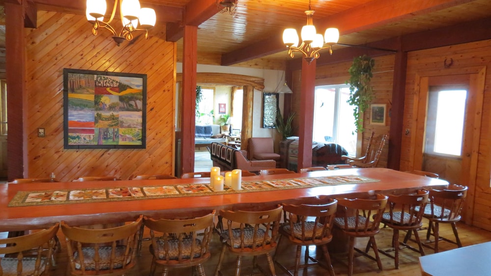 Lazy M Lodge