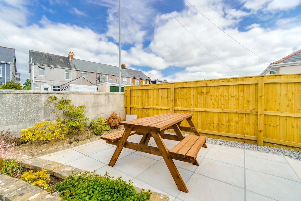 Plymouth-fernhurst- 2 Bedroom Bungalow view 4