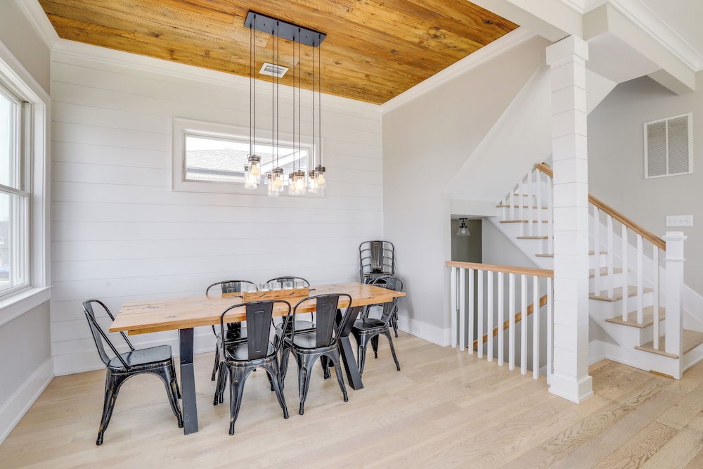Steps From Sand & Fun: Beach Haven Retreat w/ Pool