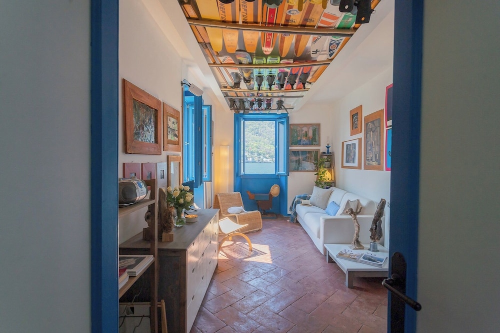 Deriva Apartment on Careno's Beach by Rent all Como