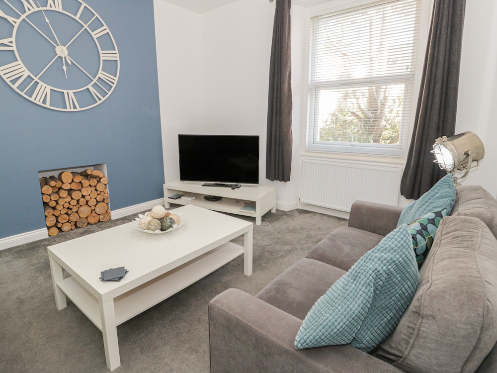 Apartment 2