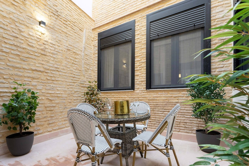 Amazing Apartment in Seville Center Acetres II