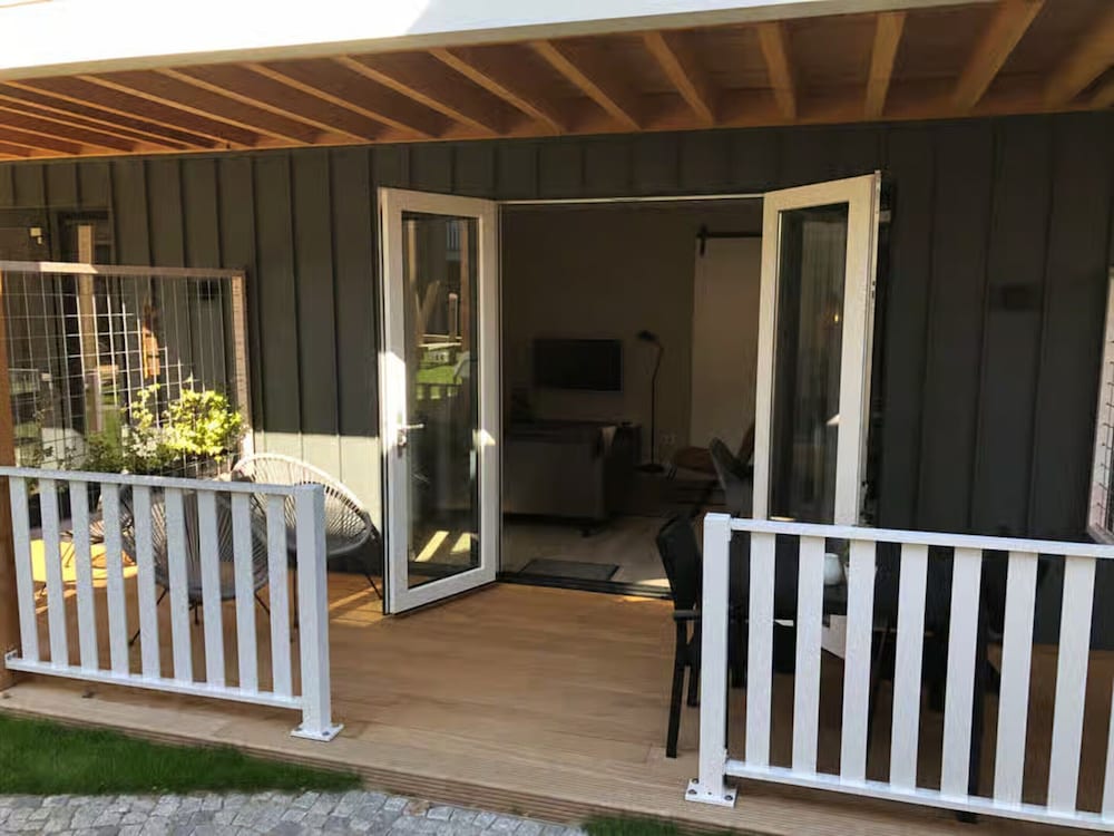 Beautiful Lodge Near Beach