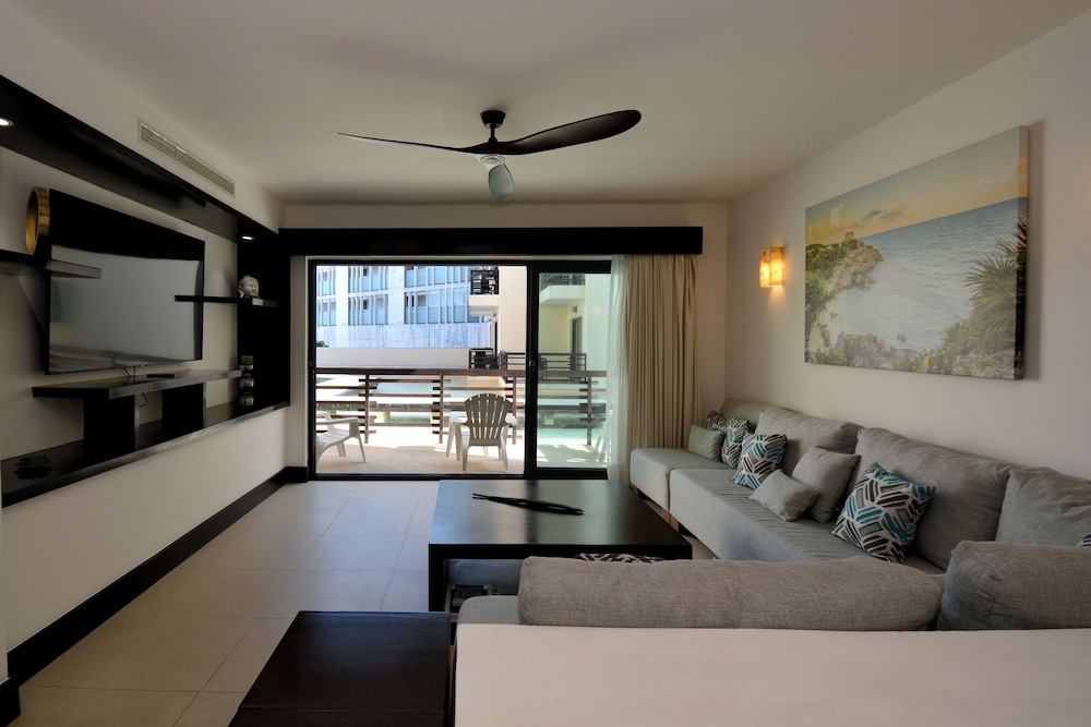 Aldea Thai by AR Vacations