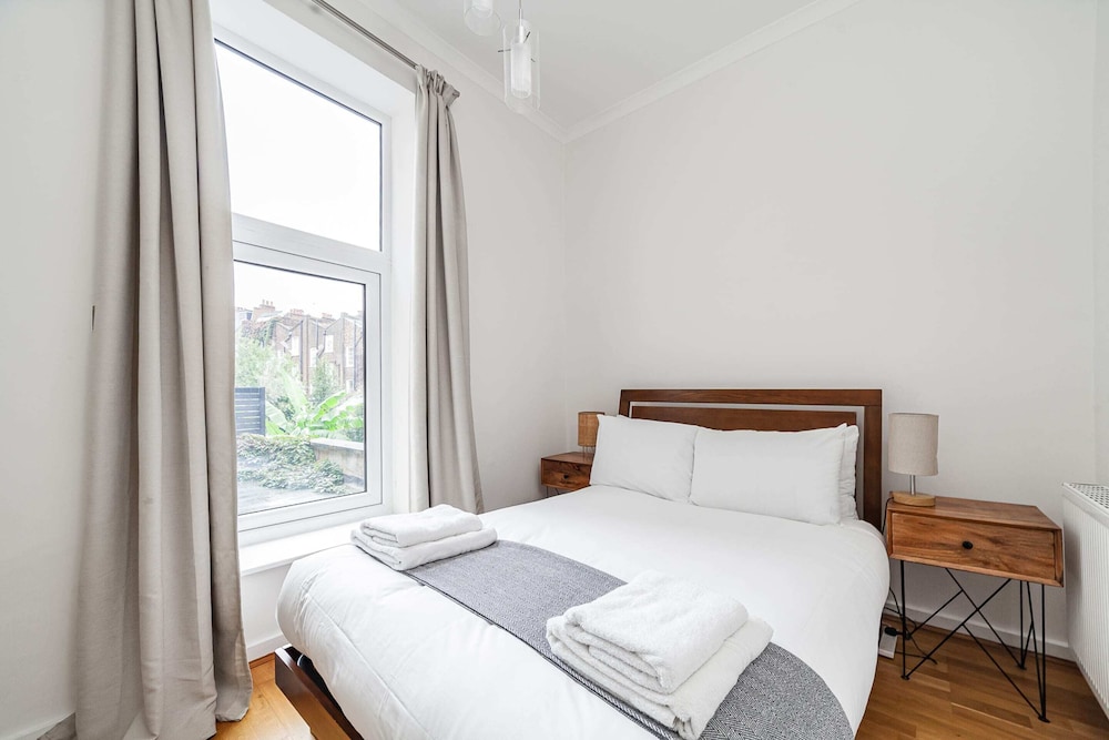 Period Flat in Islington With Modern Charm
