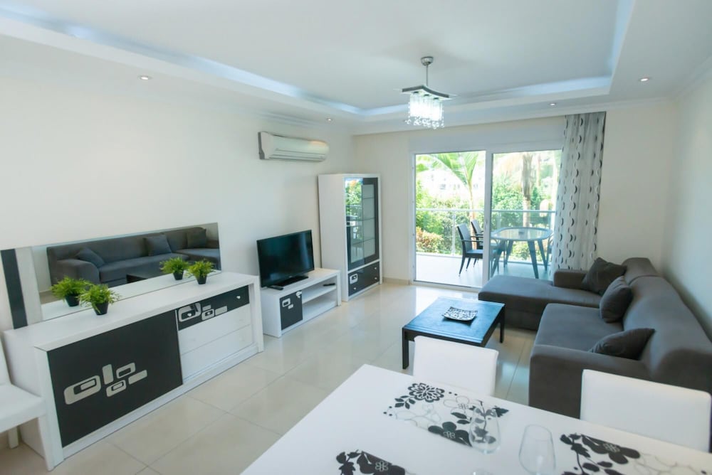 Marvelous Resort With Shared Pool in Alanya view 4