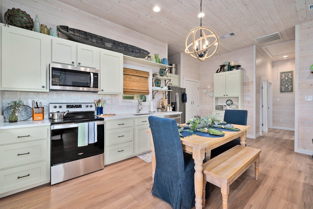 Coastal Retreats Collection