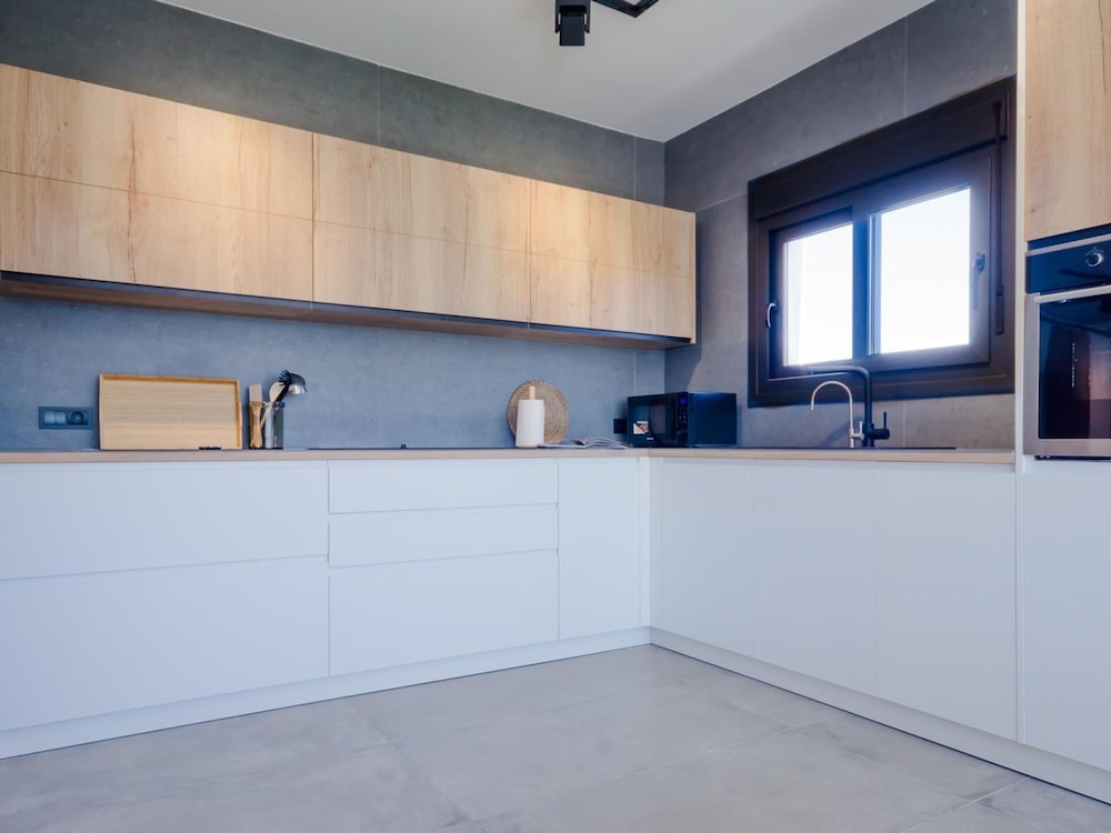 Villa Minerva 15083 in Chiclana