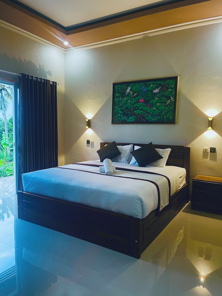 Kelingking Garden Villa