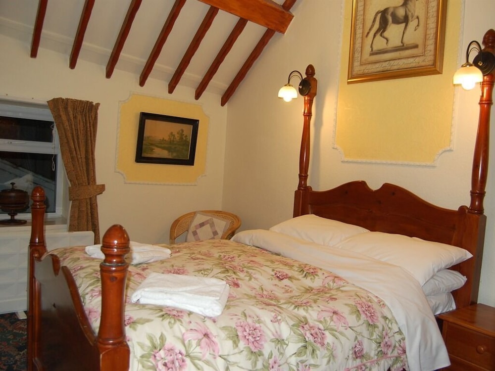 Britannia Inn view 2