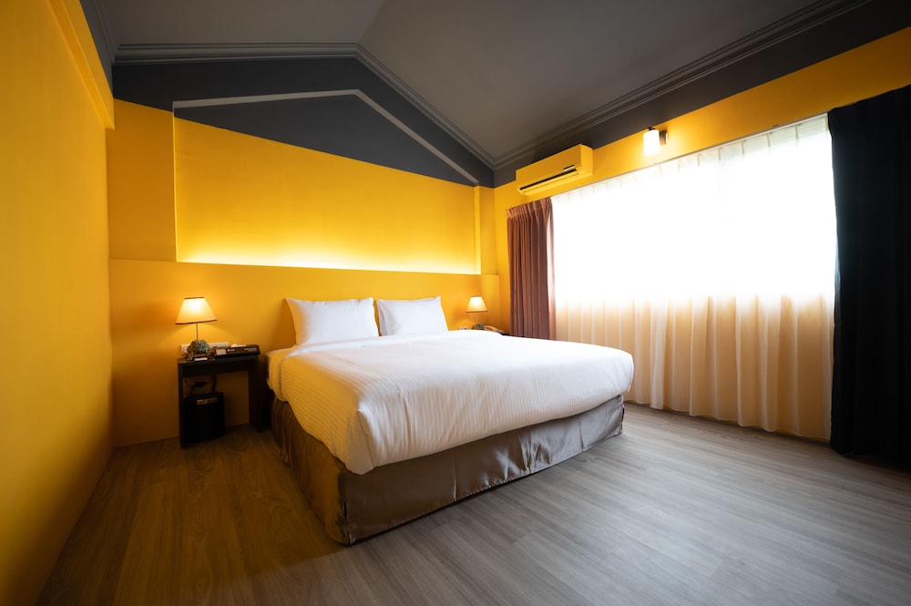 Yilan East Hotel view 3