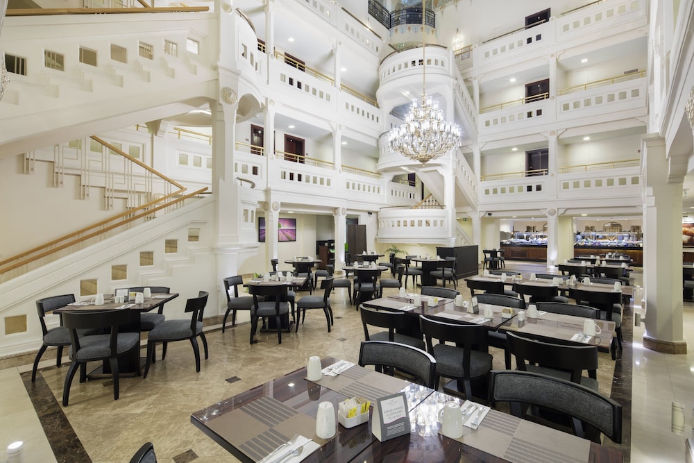 Crowne Plaza İstanbul - Eski Şehir by IHG - Image 7