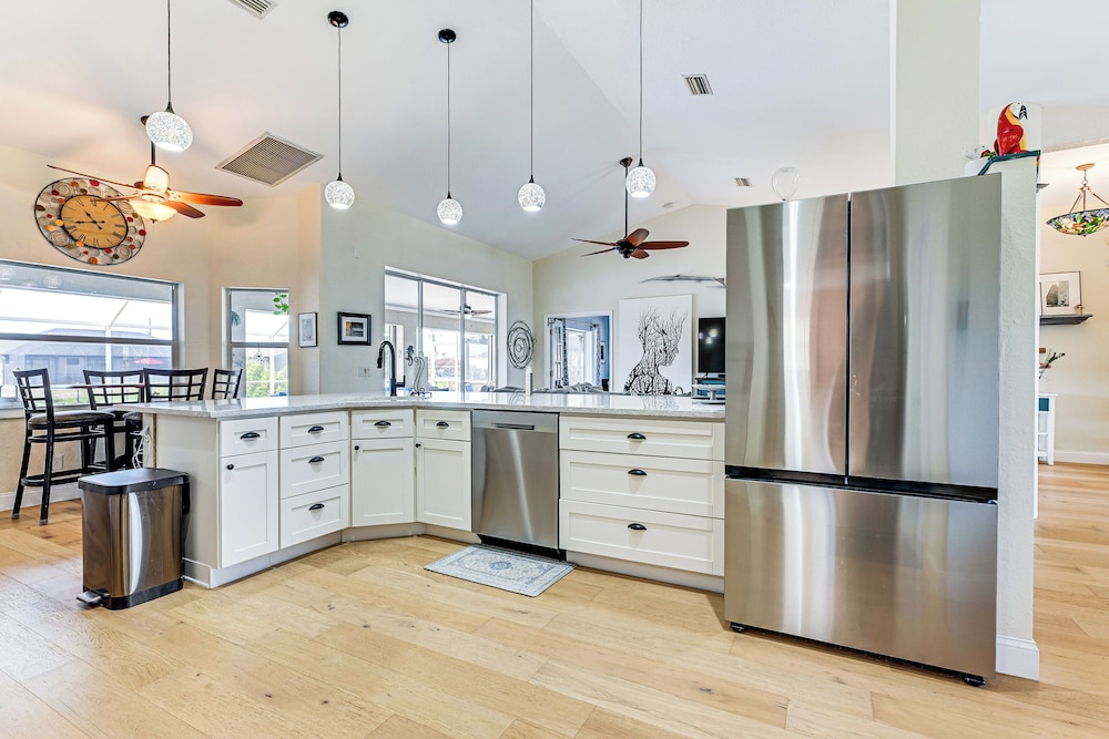 Heated Pool w/ Canal Views: Port Charlotte Home