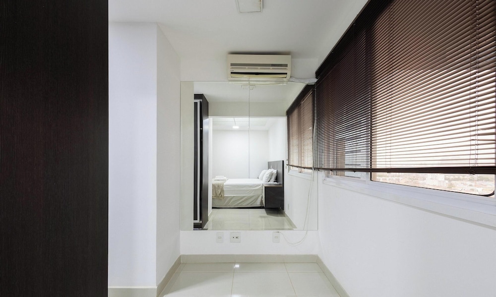 Apartment w/ Barbecue Grill and Jacuzzi Ccg1403