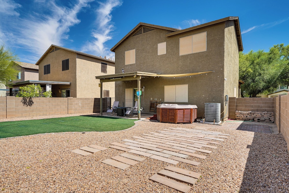 Cozy Tucson Getaway w/ Hot Tub: 4 Mi to Casino