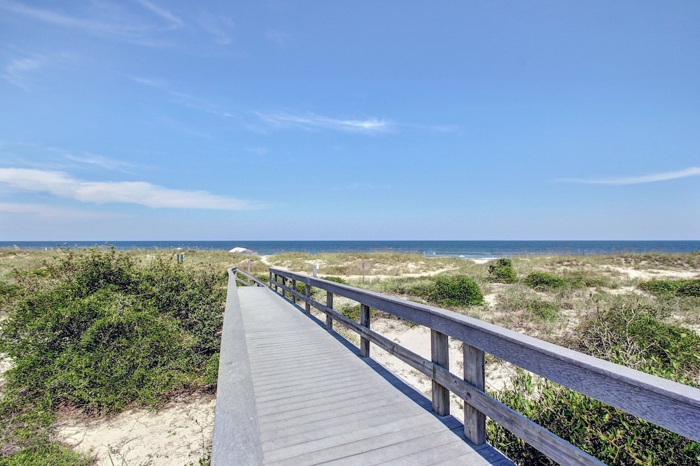 Surf And Racquet Club B149 2 Bedroom Condo