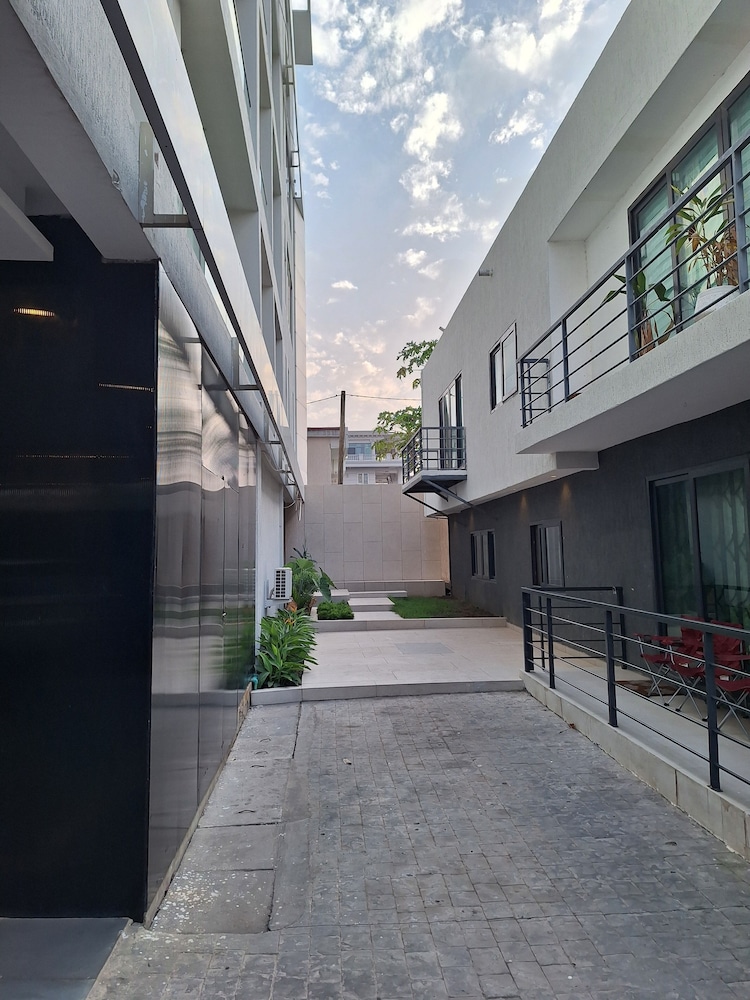 Victor Regents Residence