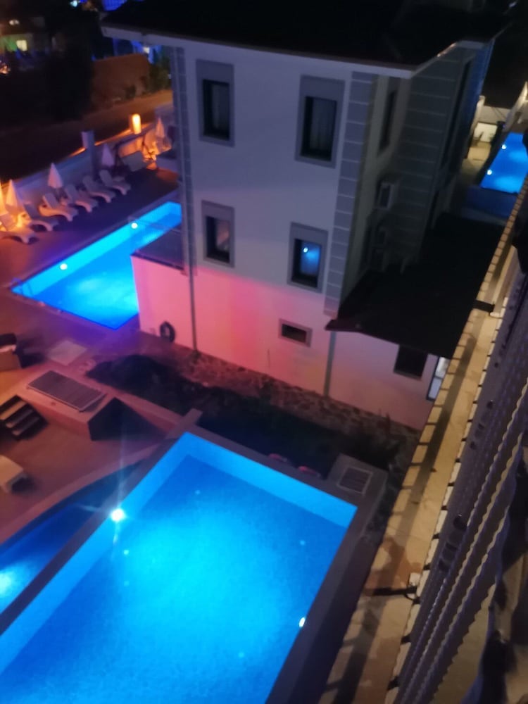 Monastery Suites Hotel - Image 41
