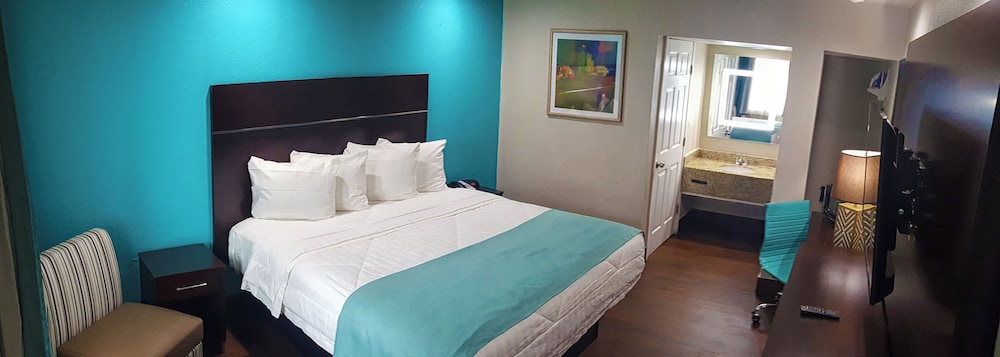 Spanish Trails Inn