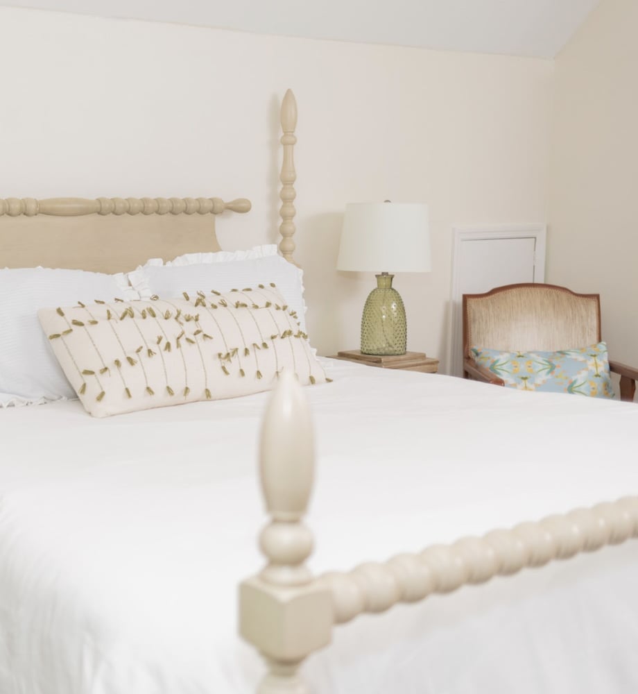 Spacious Woodbridge Cottage