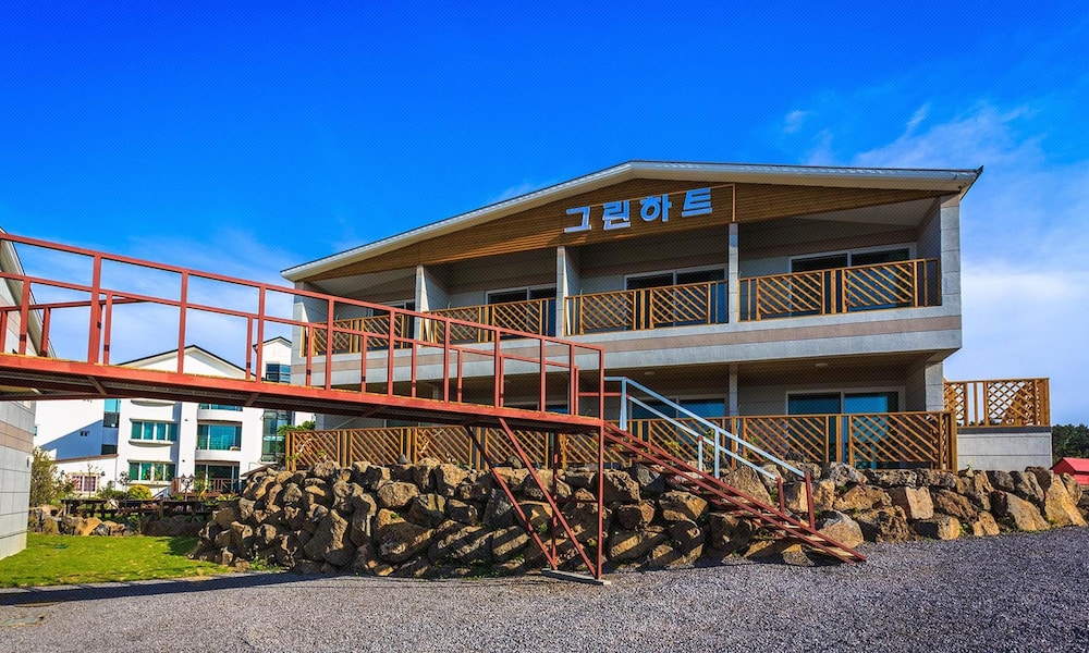 Jeju Greenheart Pension