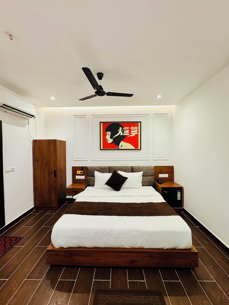 Hotel Ellora Inn Best Hotel In Sultanpur