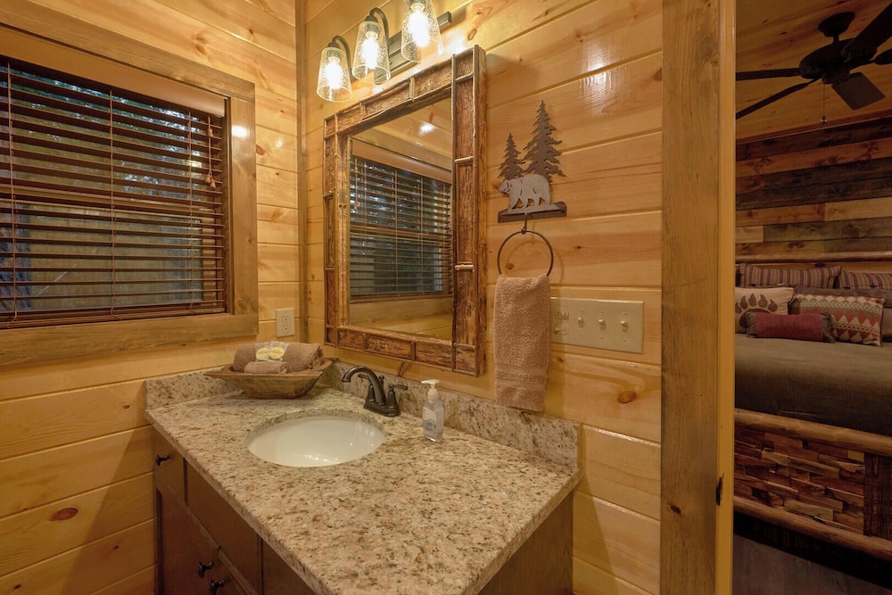 Adventure Lodge