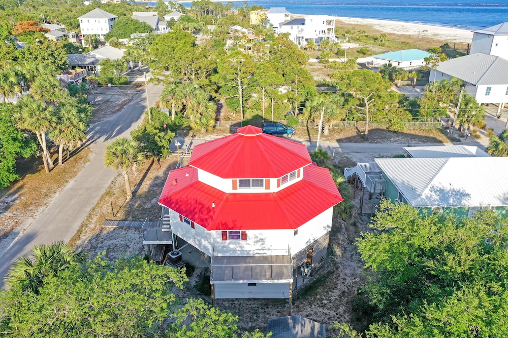 DeLight House