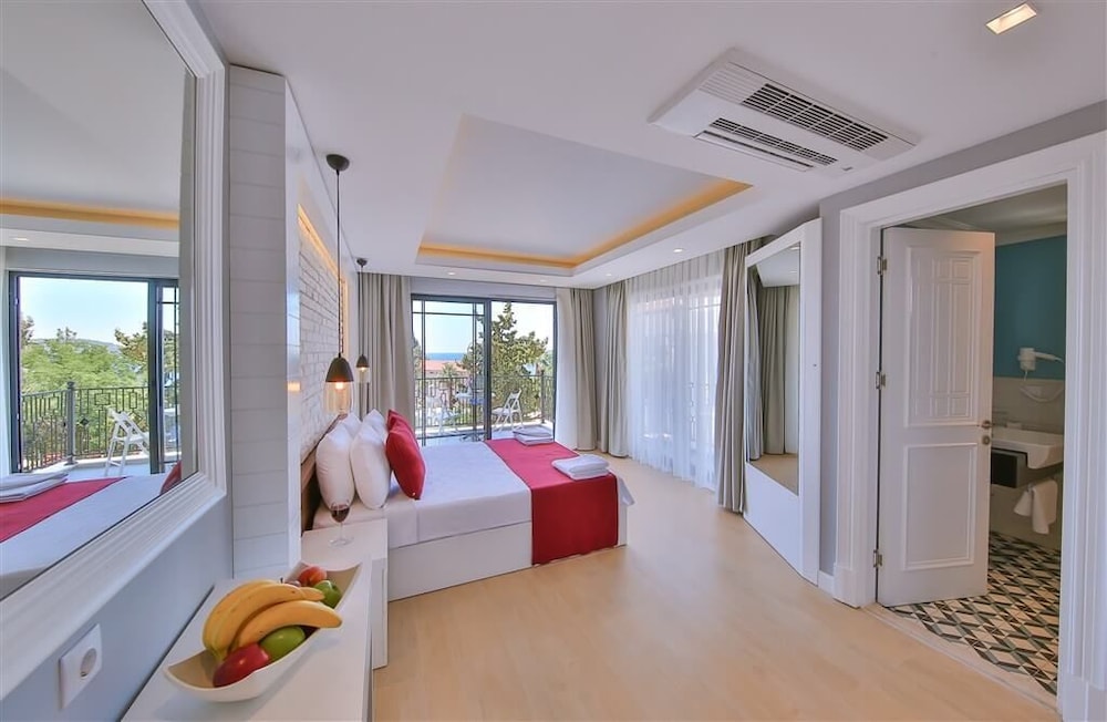 Lale Hotel - Image 25