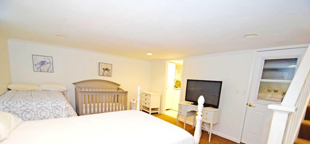 Harbour Island 20c 3 Bedroom Townhouse by RedAwning view 5