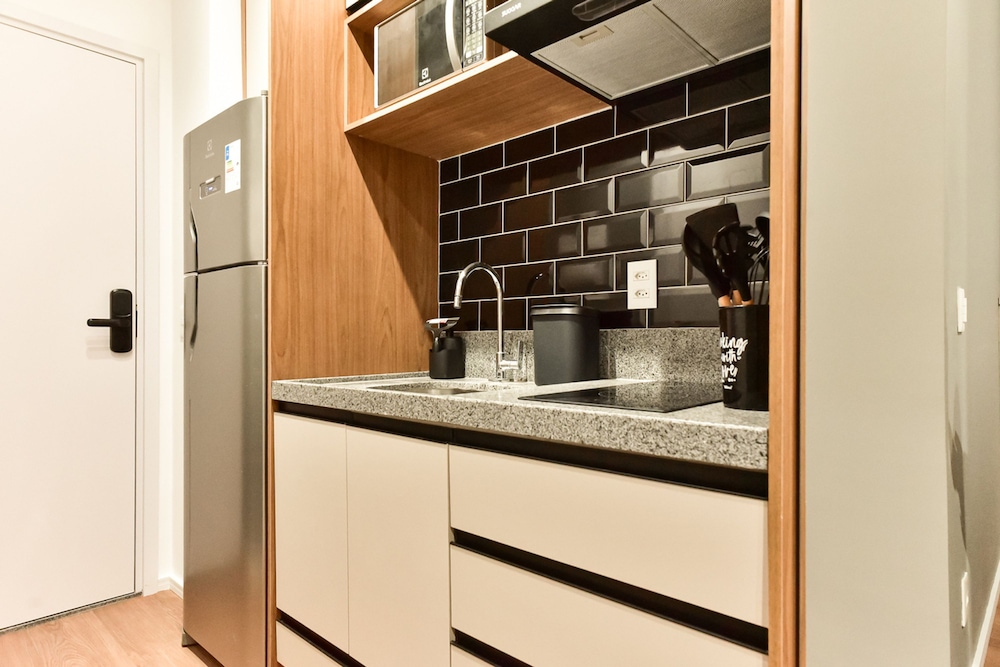 Studio Moderno c Academia a 800m do Metr Brooklin