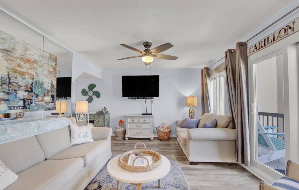 Pinnacle Port Penthouse #29 2 Bedroom Condo