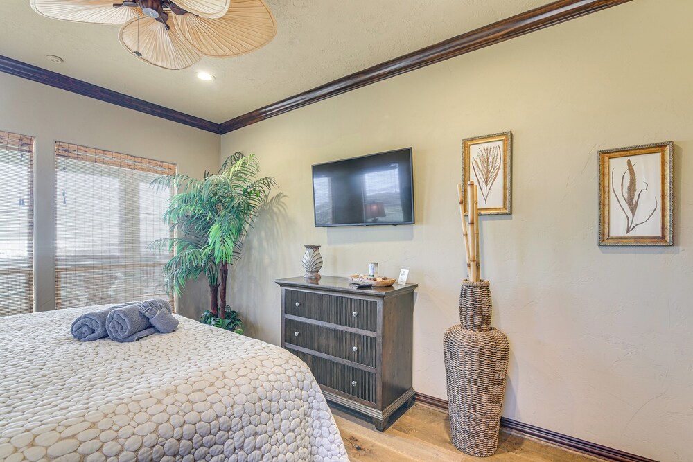 Beachfront Group Getaway on Bolivar Peninsula