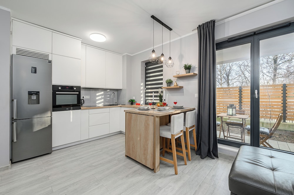 Lumina apartment near the train station