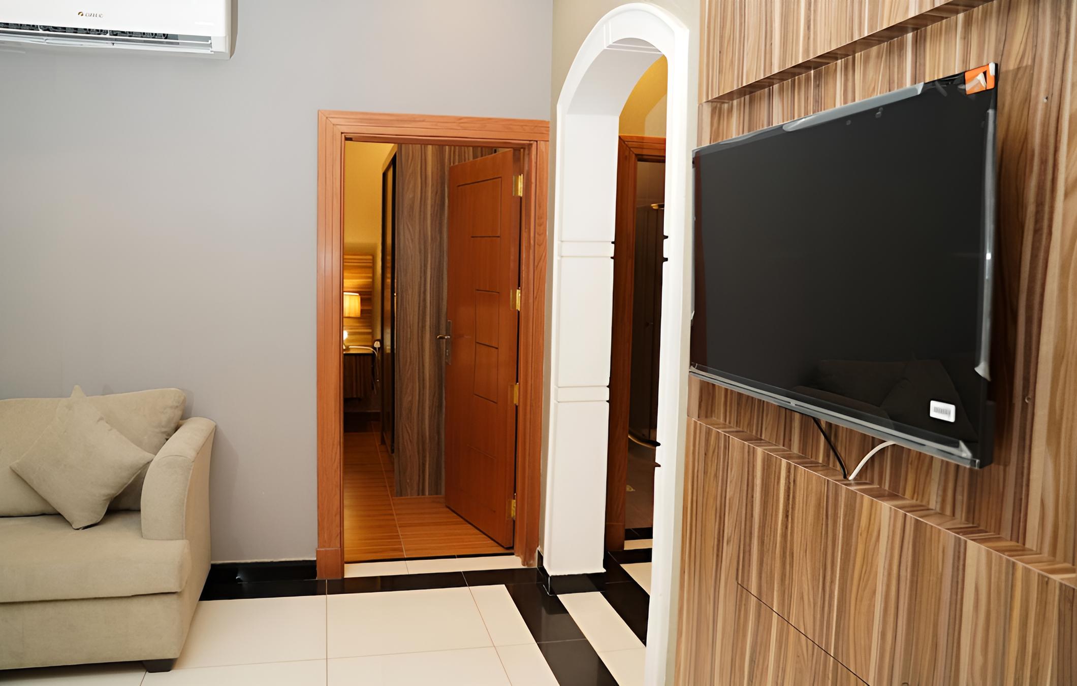 CREDI HOTEL