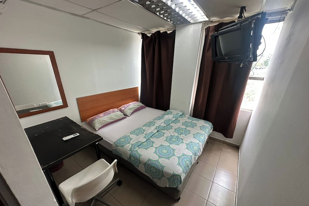 Sha La La Hostel