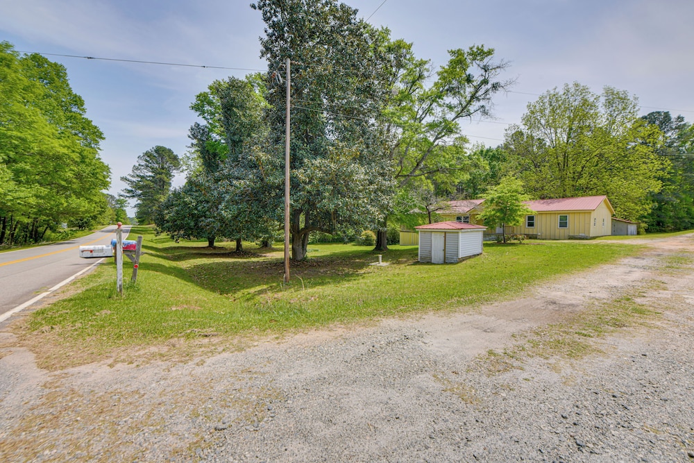 Hike, Swim & Explore: Secluded Hideaway in Shiloh!