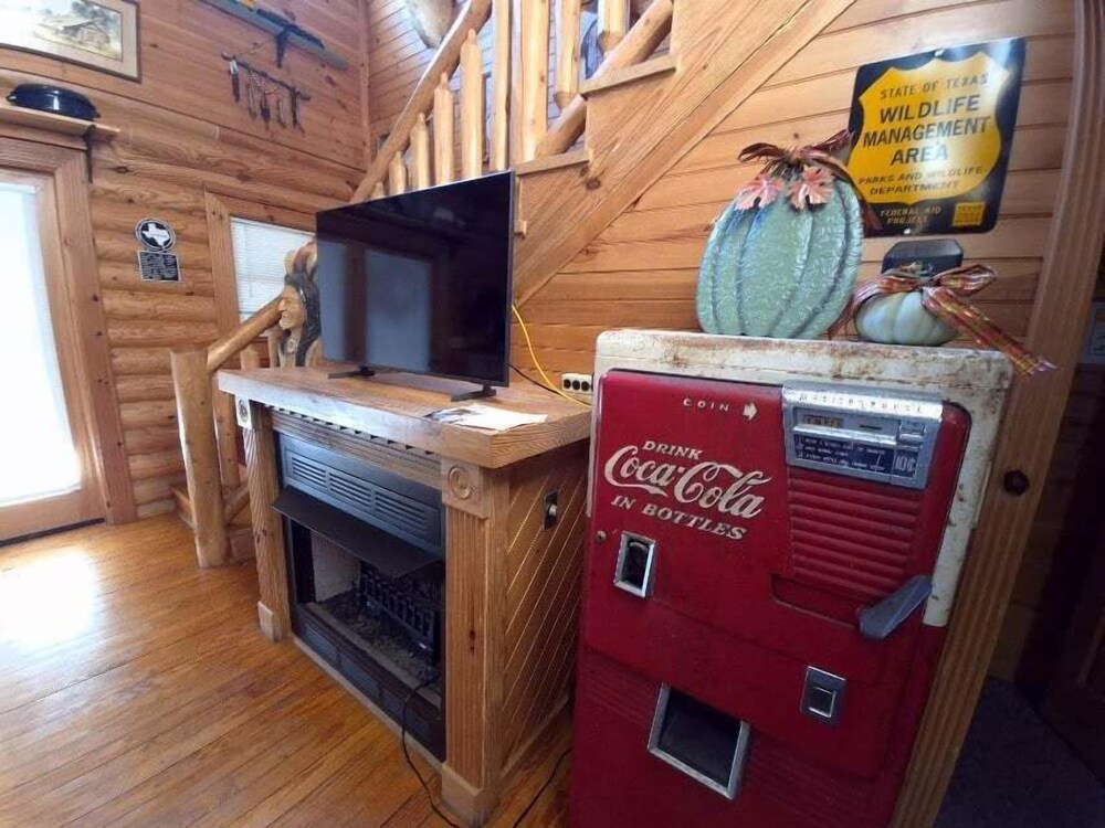 Reservation 2 Bedroom Cabin