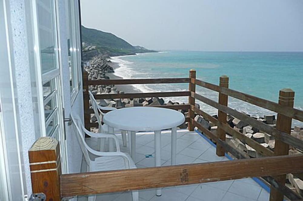 Mu Hai B&B