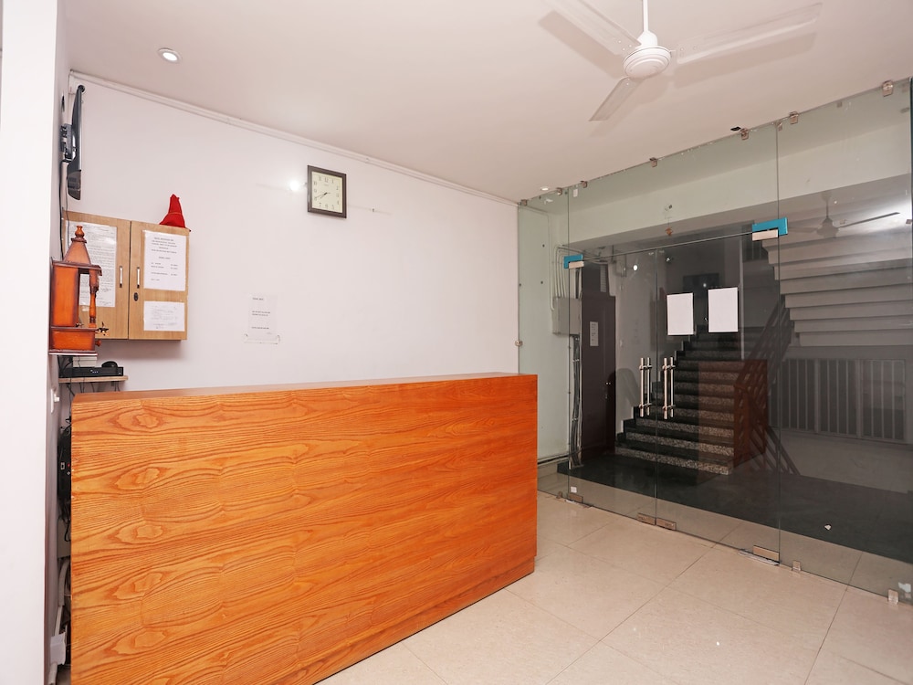 OYO 18347 Hotel Mountain Inn view 4